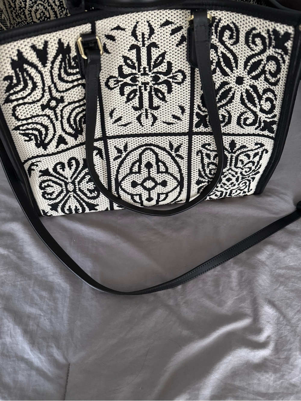 Gorgeous Black & White Patterned Tote Bag